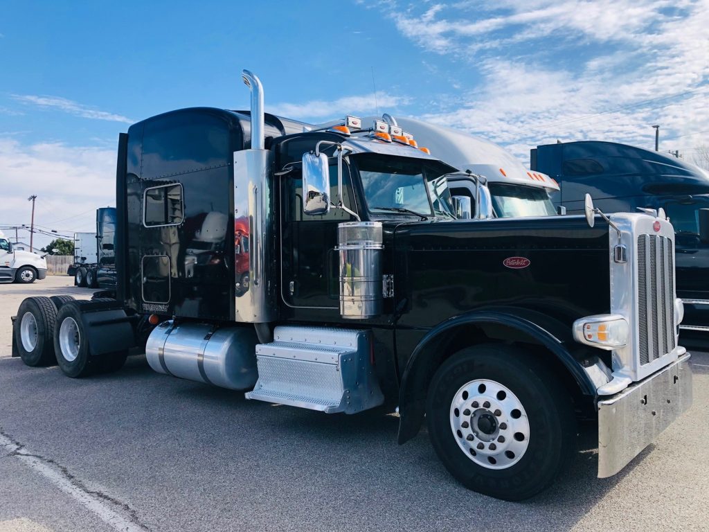 2014 PETERBILT 389 - Allegiance Trucks