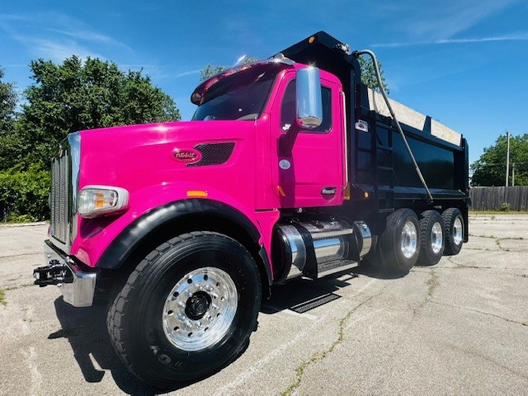 2017 PETERBILT 567 - image 1 of 6