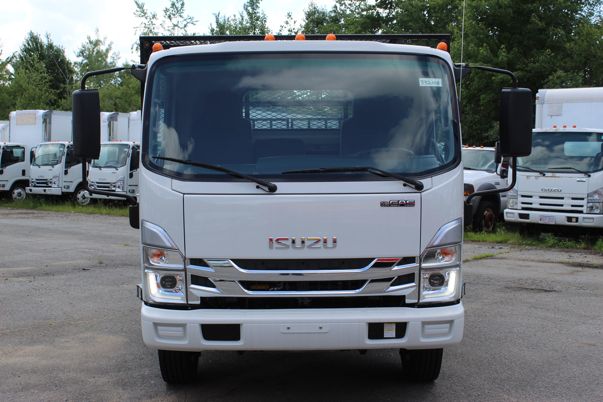 2024 ISUZU NPRGASHD - image 2 of 6