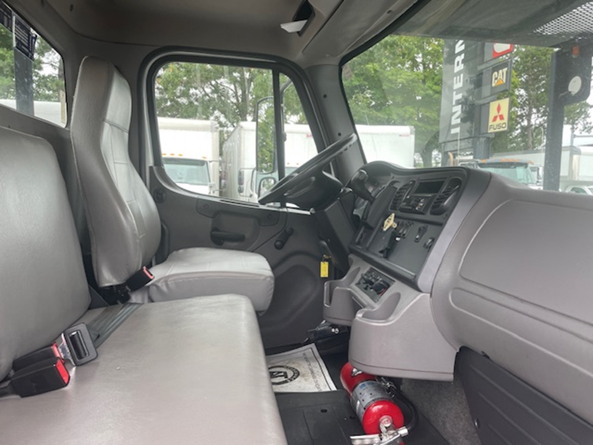 2019 FREIGHTLINER M2 - image 6 of 6