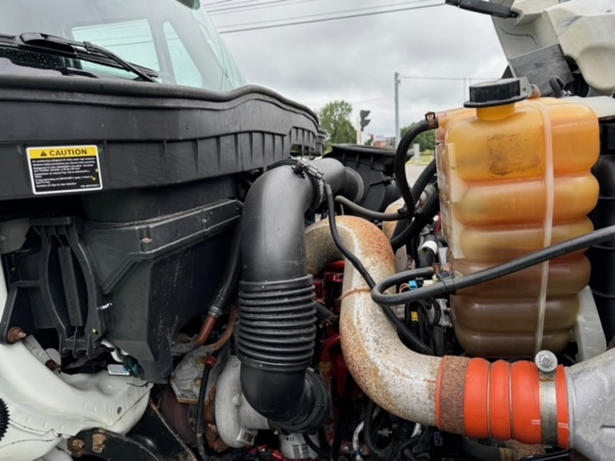 2019 INTERNATIONAL 7500 - image 2 of 6