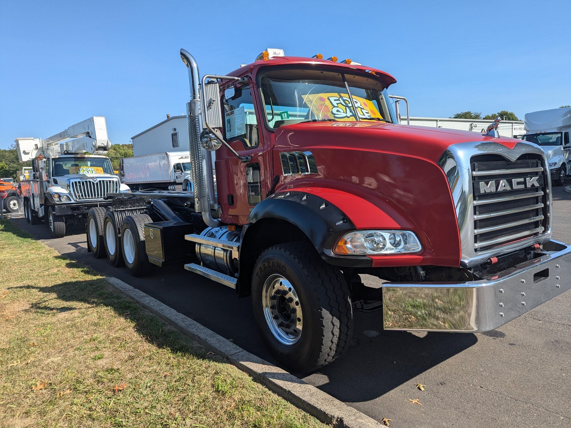 2006 MACK PINNACLE - image 1 of 6