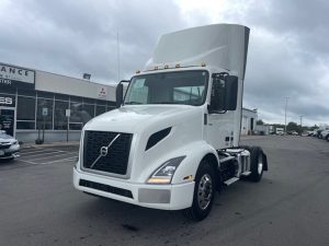 2022 VOLVO VNR 1727351176928