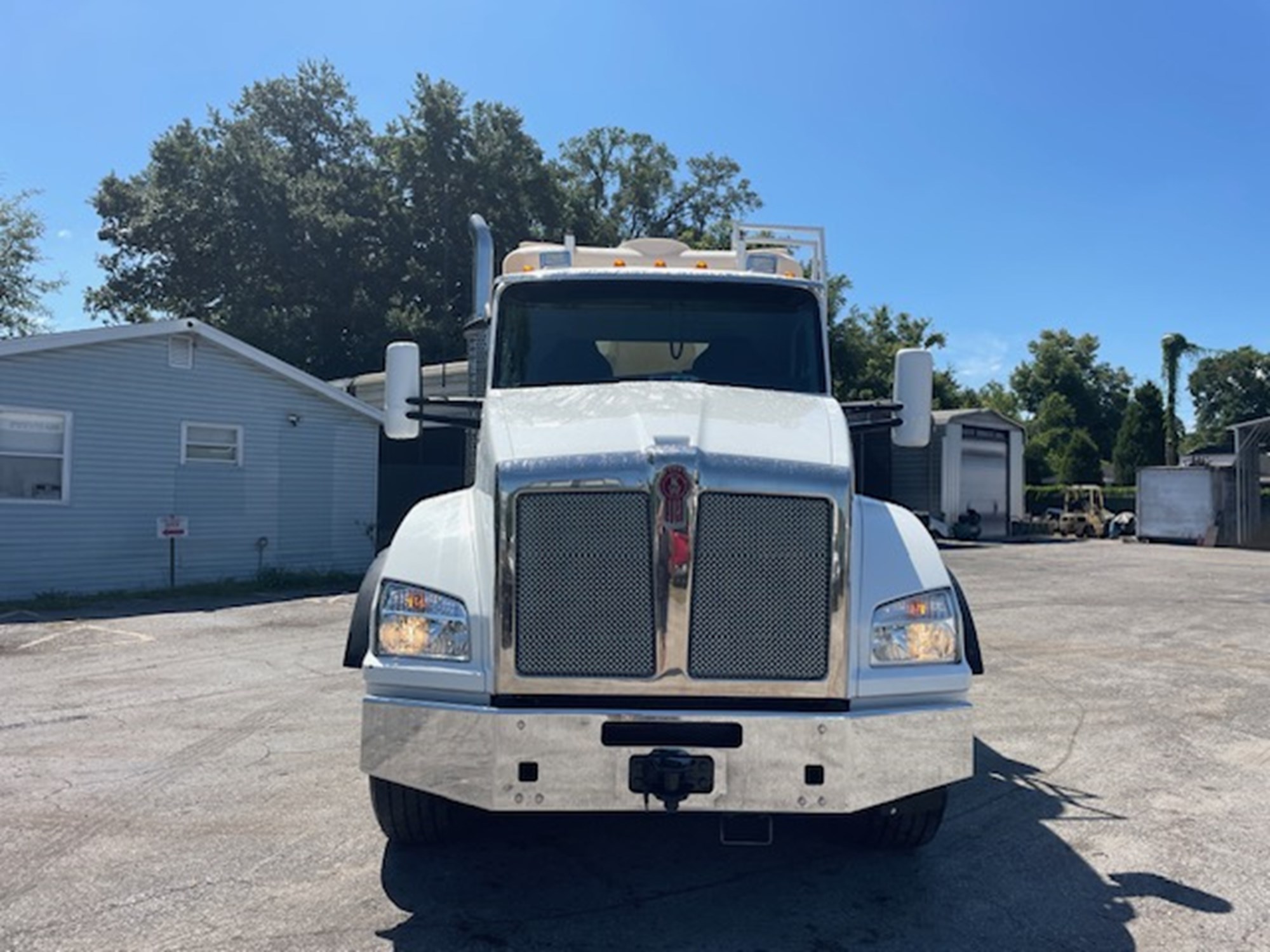 2020 KENWORTH T880 - image 2 of 6