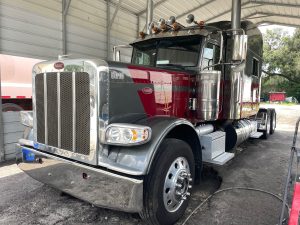 2023 PETERBILT 389 1728402599080