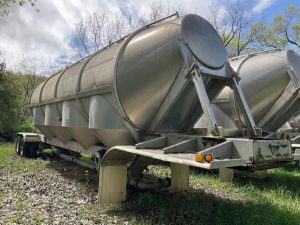 2004 POLAR 42' DRY TANKER 1730379796130