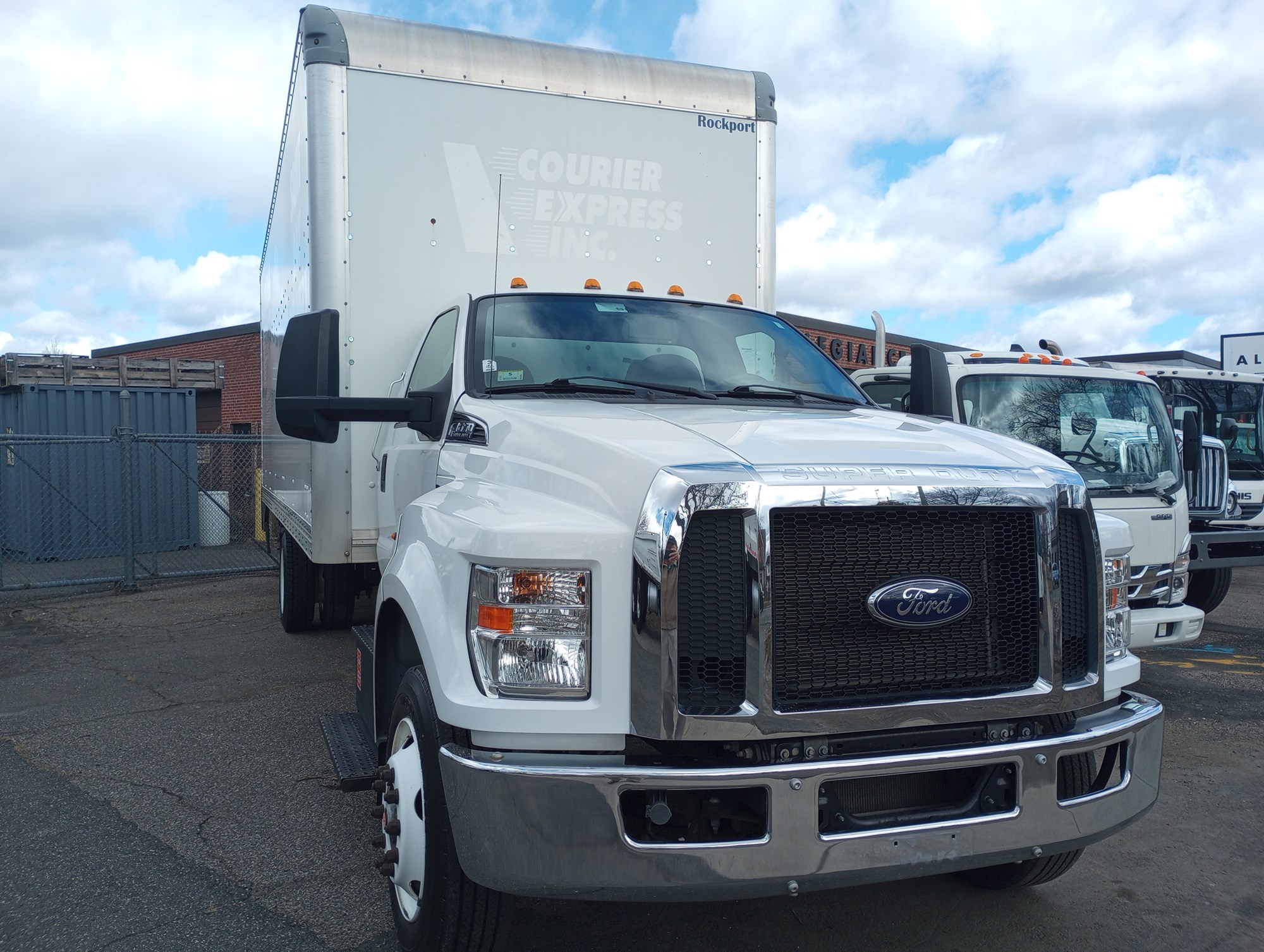 2021 FORD F650 - image 1 of 6